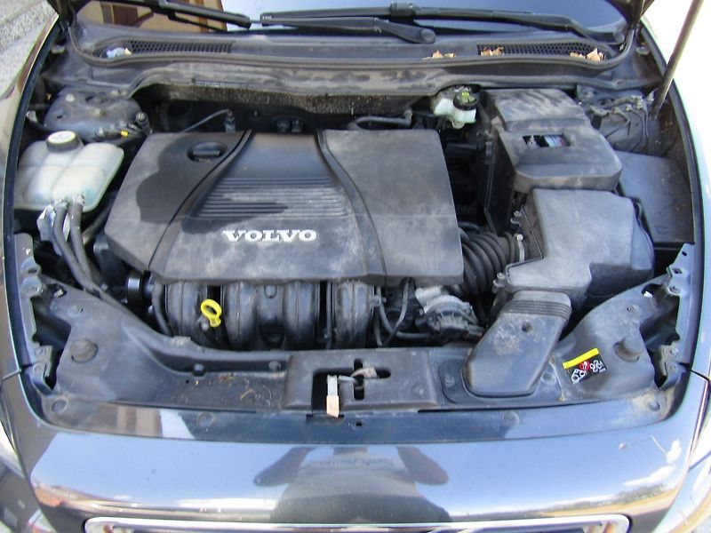 Volvo V50 (2009) 1.8 16V kW - fotka 35 z 35