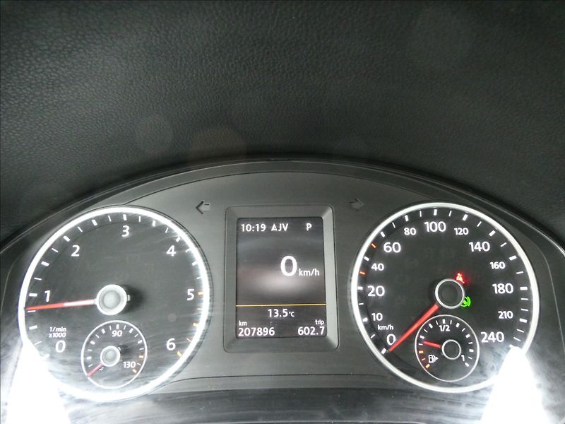 Volkswagen Tiguan 2,0 TDi 110kW Lounge DSG, 4x4 - fotka 32 z 54