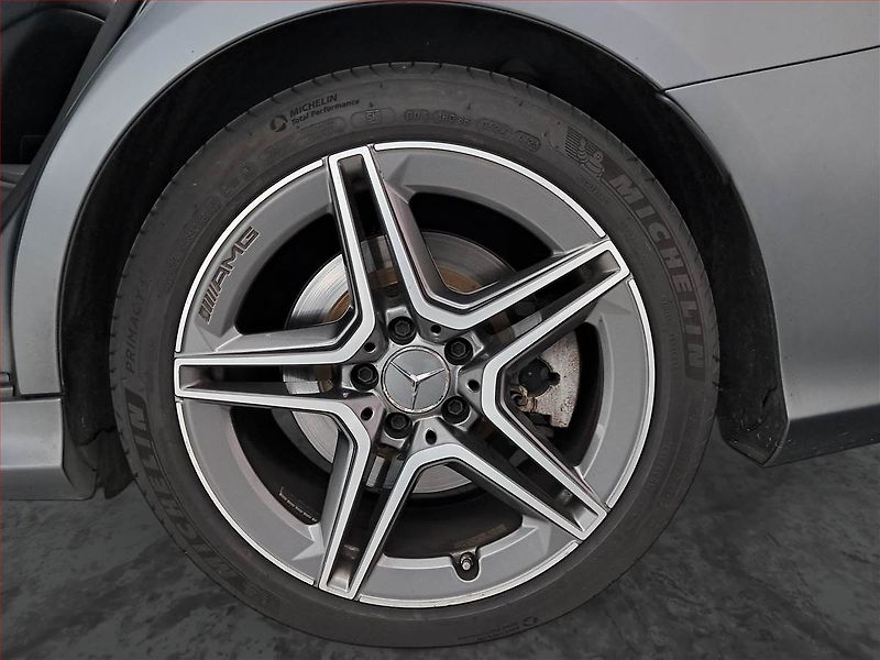 Mercedes-Benz Třídy C (2018) AMG Style C 43 AMG 4MATIC - fotka 15 z 23