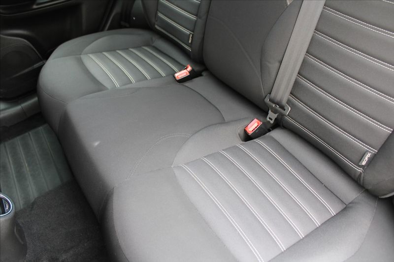 Alfa Romeo Giulietta 1,4 TB  NOVÉ V ČR,1.MAJITEL - fotka 22 z 29