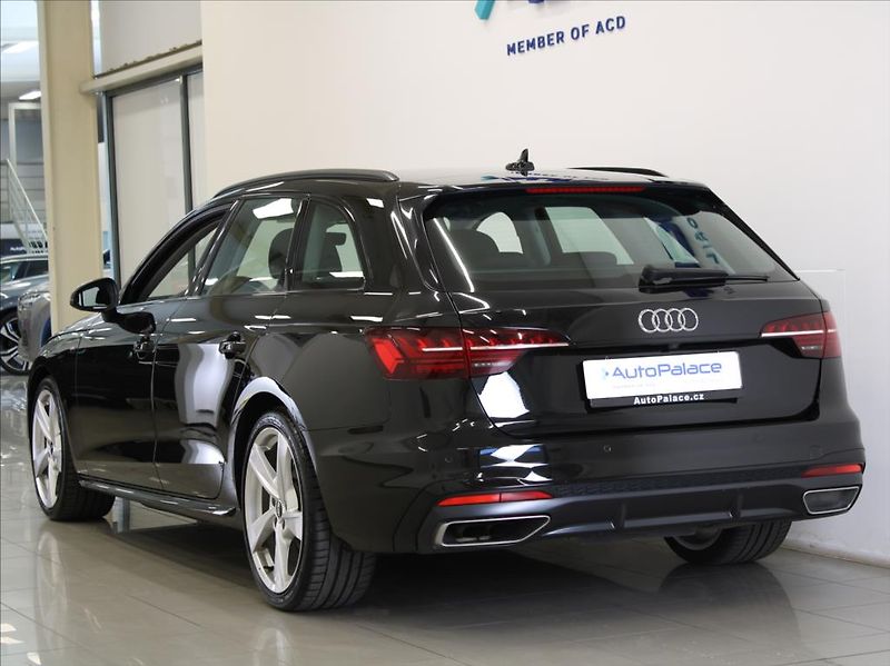 Audi A4 2,0 40TDi S-Line 56tkm. 1.maj. - fotka 3 z 22