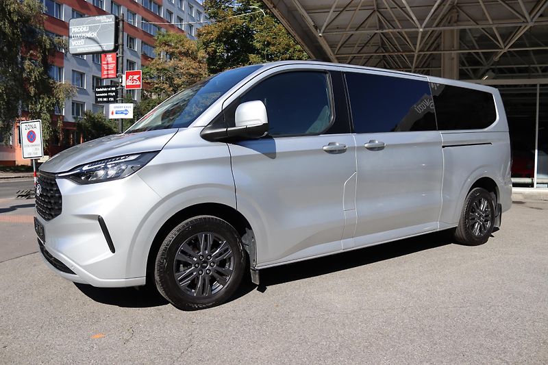 Ford Tourneo Custom Ford Tourneo Custom titaniumL2 - fotka 20 z 55