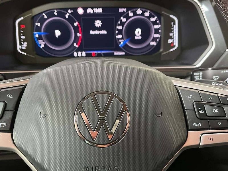 Volkswagen Tiguan (2023) Elegance 1.5 TSI DSG - fotka 17 z 20