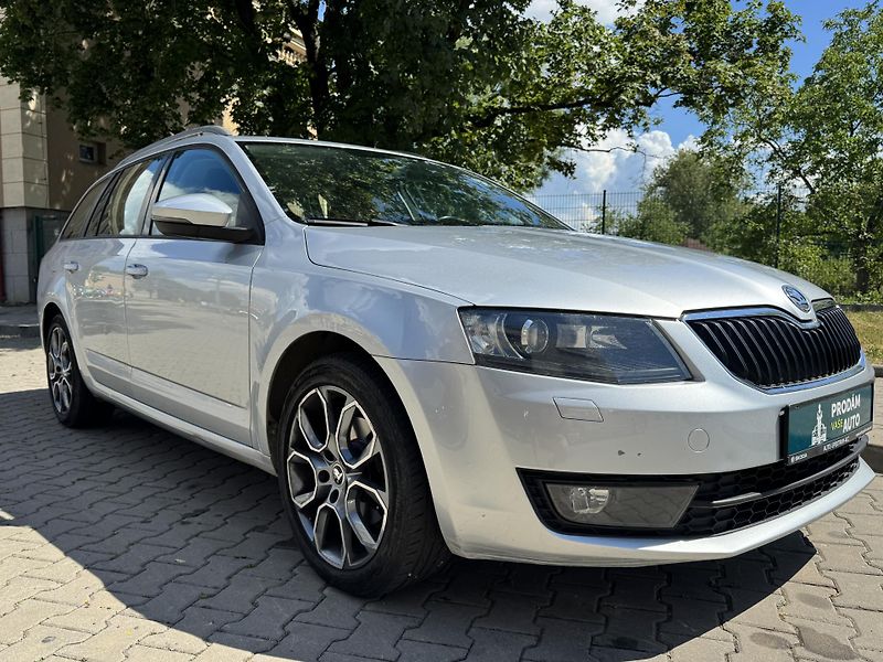 Škoda Octavia 2.0 TDi ČR digi klima - fotka 9 z 16