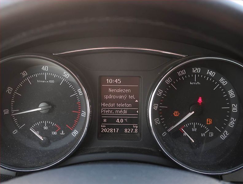 Škoda Superb (2011) Ambition 1.8 TSI, Serv.kniha - fotka 11 z 20