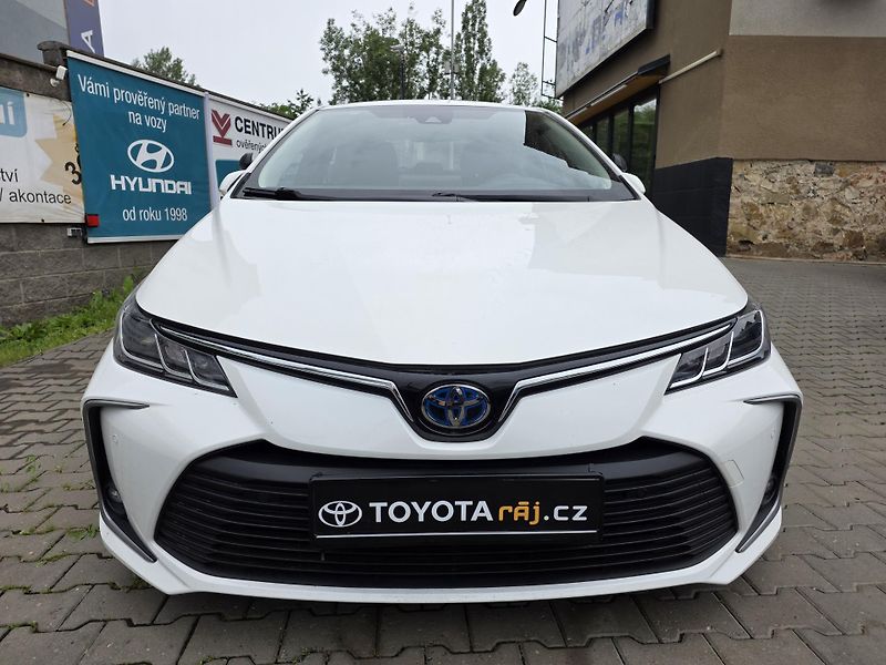 Toyota Corolla 1.8-HYBRID-ZN.SERVIS-AUT.KLIMA - fotka 3 z 13