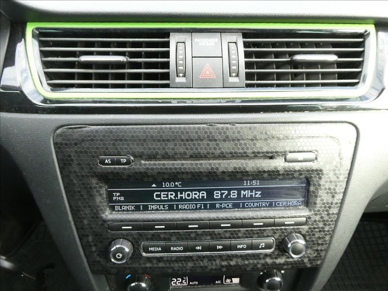 Škoda Rapid 1,2 TSi 77kW po servise,auto k - fotka 28 z 41