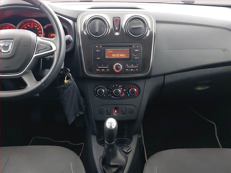 Dacia Sandero (2017) 1.2 16V, Serv.kniha - fotka 12 z 13