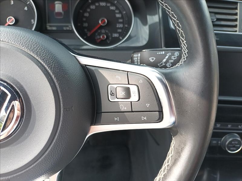 Volkswagen Golf 2,0 TDI,GTD,135KW,NAVI,XENON - fotka 26 z 50