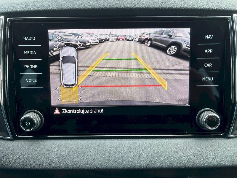 Škoda Karoq (2025) 2.0 TDI 110kW 4x4 DSG Top Sele - fotka 20 z 35