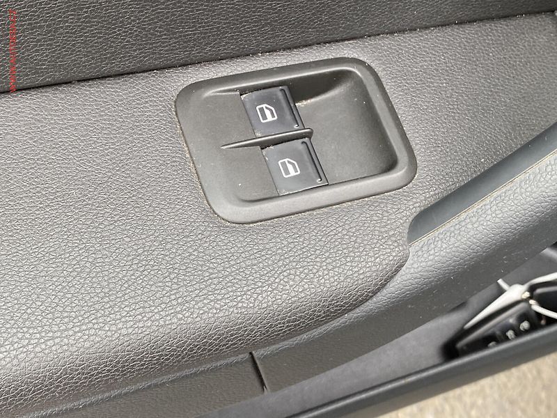 Škoda Yeti (2015) 1.2 TSi, Active, TZ - fotka 11 z 15