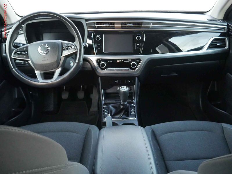 SsangYong Korando (2022) 1.5 T-GDi, 1.maj,ČR, LED - fotka 8 z 16