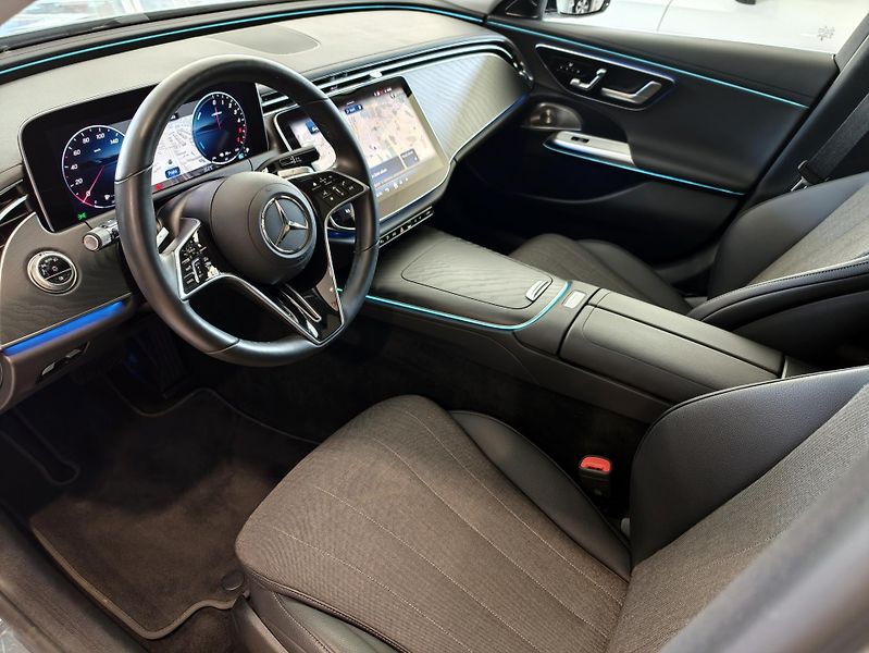Mercedes-Benz Třídy E E300 de T 4M Avantgarde Adv+ - fotka 11 z 34