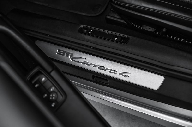 Porsche 911 Carrera 4 Sport Chrono PDLS - fotka 17 z 23