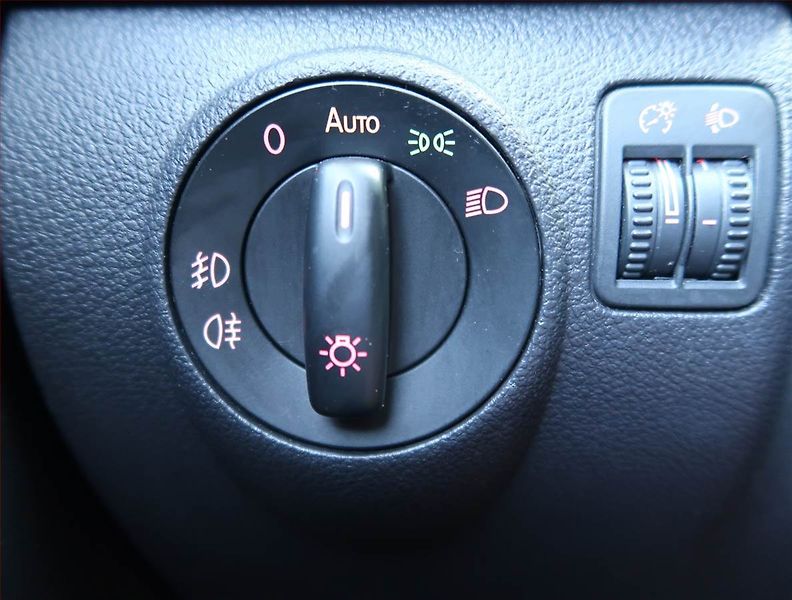 Volkswagen Golf Plus (2012) 1.6 TDI, ČR,1.maj, Tempomat - fotka 15 z 16