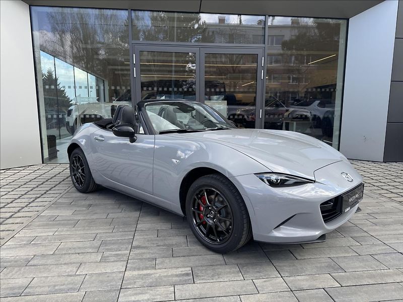 Mazda MX-5 (2026) 1,5 132ps 6MT RWD Homura - fotka 6 z 12