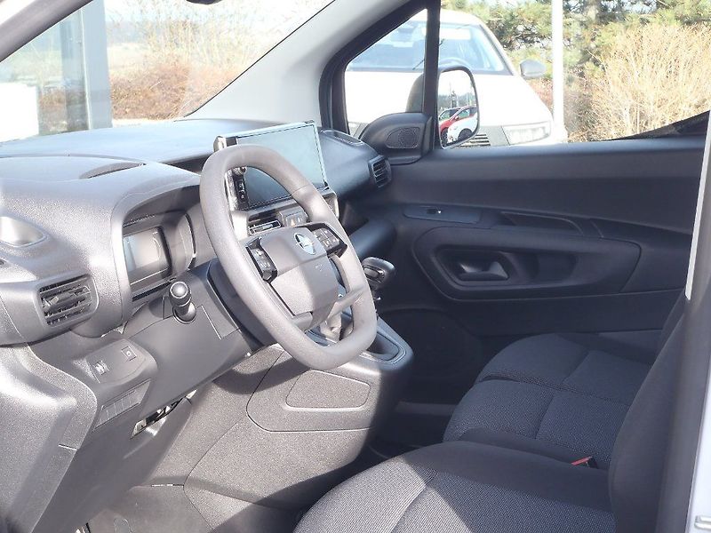 Opel Combo Van L1H1 1.2Turbo - fotka 9 z 23
