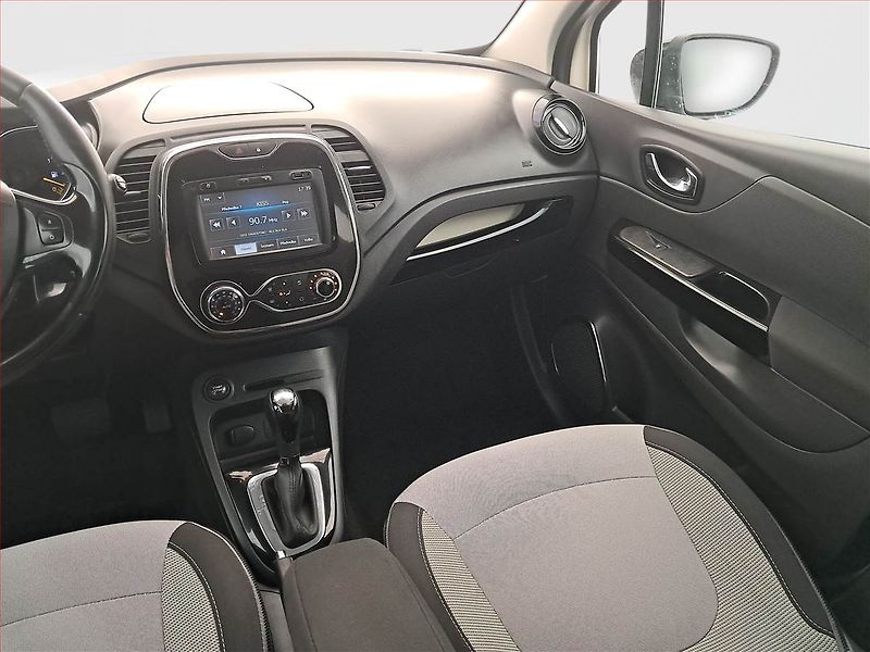 Renault Captur (2015) 1.2 TCe, Automat, Navi - fotka 7 z 18