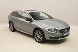 Volvo V60 CC D4 AWD SUMMUM AUT  - náhled 16