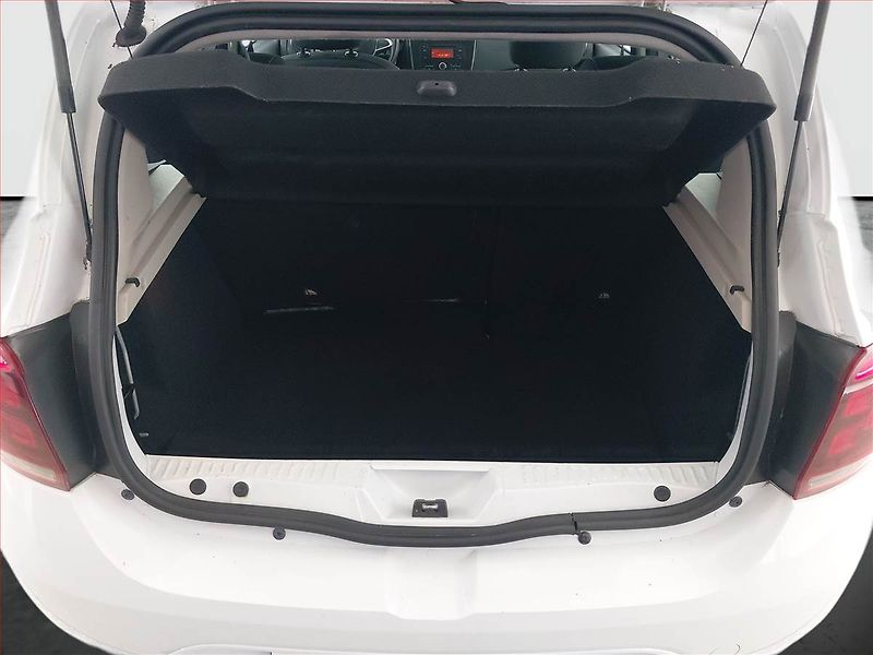 Dacia Sandero (2017) 1.2 16V, Serv.kniha - fotka 13 z 13