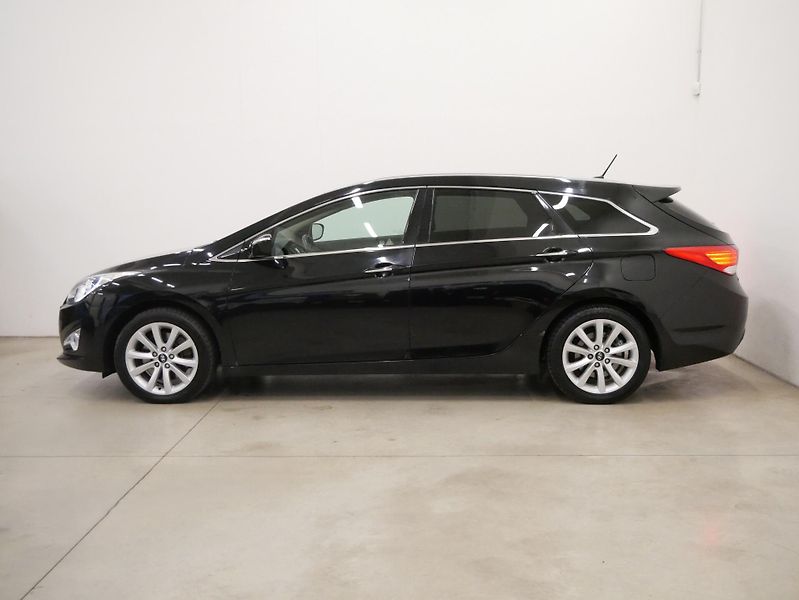 Hyundai i40 - fotka 3 z 26