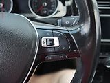 Volkswagen Golf (2015) 2.0TDi, 1.maj,ČR, Highline - náhled 13