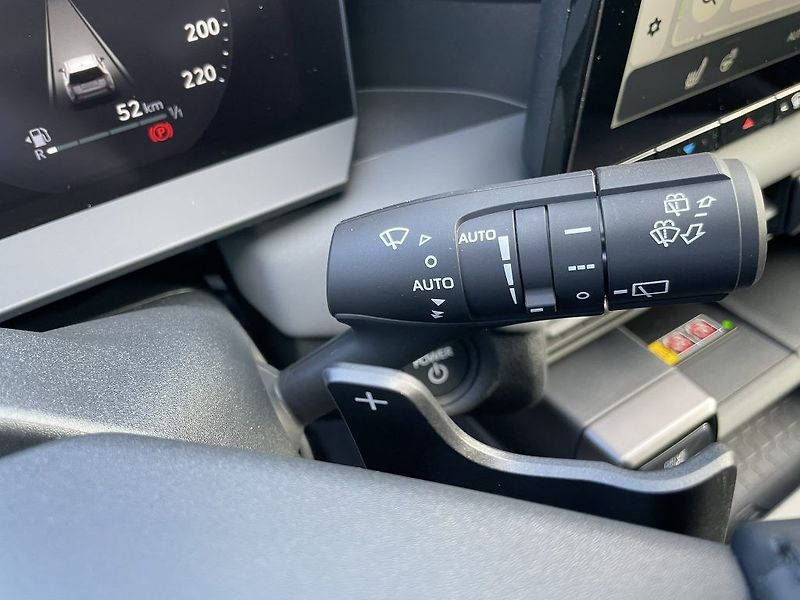 Toyota RAV4 2.5 Plug-in Hybrid 4x4 - fotka 25 z 32