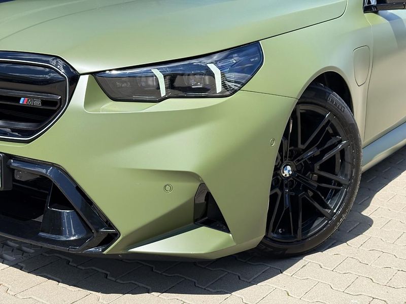 BMW M5 - fotka 18 z 23