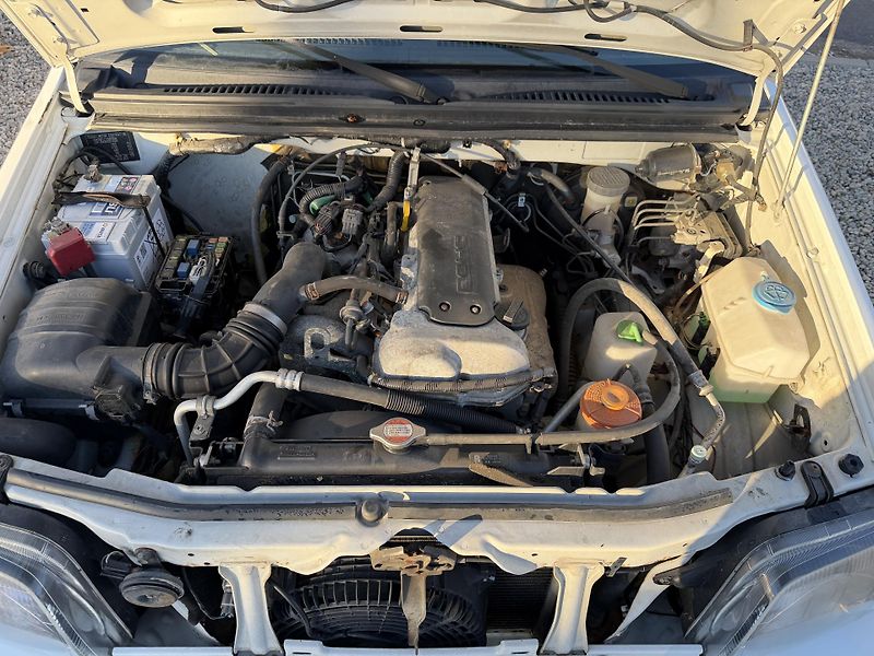 Suzuki Jimny 1,3i/63kW 4x4 - Klima,TZ,... - fotka 41 z 70