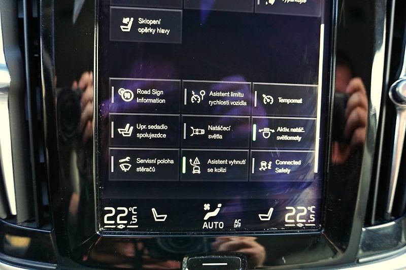 Volvo V90 (2019) INSCRIPTION POLESTAR 2,0D5 173 - fotka 41 z 60