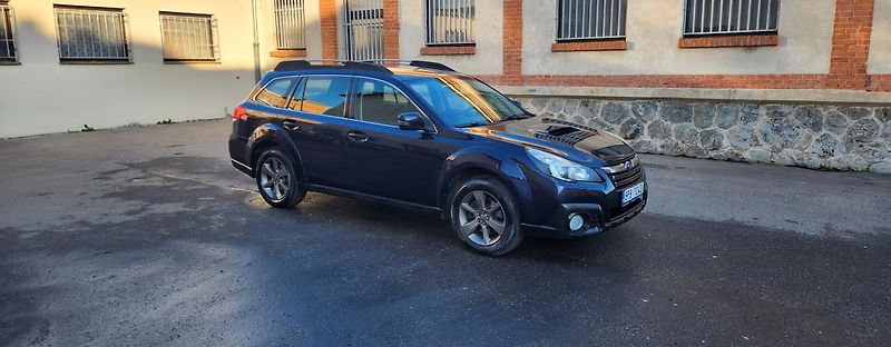 Subaru Outback (2015)  2.0D*BOXER*4x4*AUT*VÝHŘEV*ČR* - fotka 1 z 44