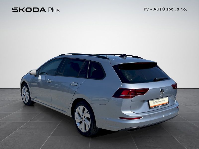 Volkswagen Golf Variant (2024) 1,5 eTSI 85 kW Life - fotka 27 z 34