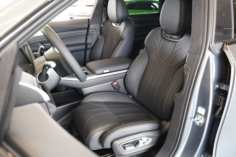 Xpeng G9 (2026) AWD Performance - 575 HP !!! - fotka 16 z 53