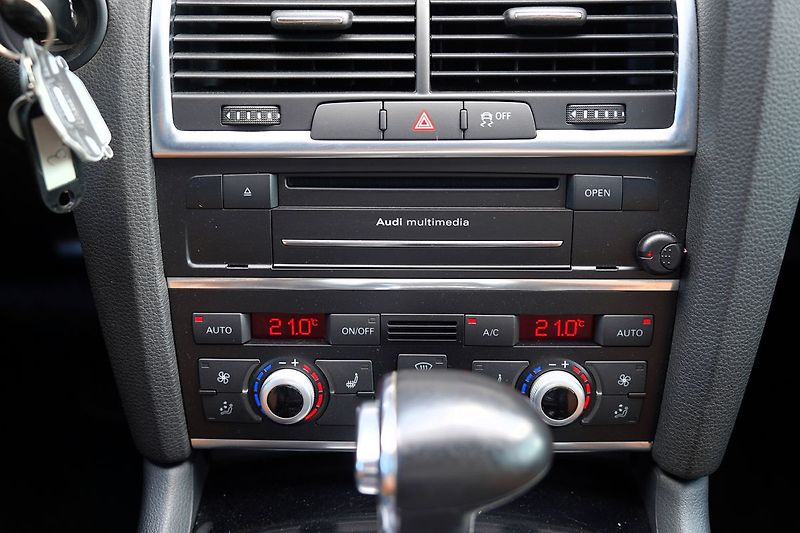 Audi Q7 4.2 TDI Sline /Q/tiptr/kůže/34 - fotka 35 z 44