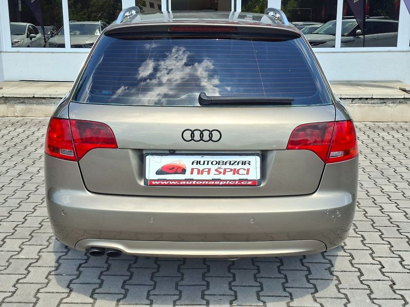 Audi A4 (2007) 2.0TDI 103kW AUT - fotka 8 z 36