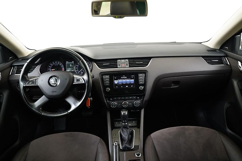 Škoda Octavia - fotka 5 z 26