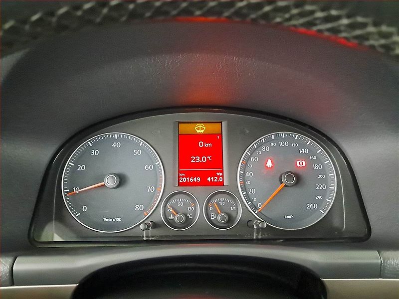 Volkswagen Touran (2007) 1.4 TSI, Tempomat - fotka 11 z 20