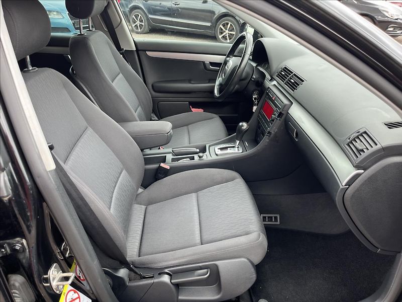 Audi A4 Avant 2,0 TDi 103 KW AUTOMAT K - fotka 11 z 36