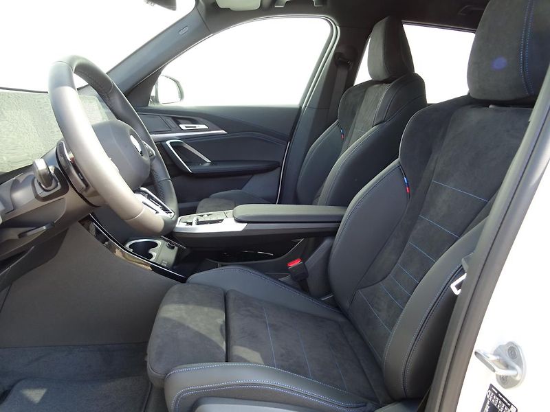 BMW X1 xDrive20d - fotka 2 z 6