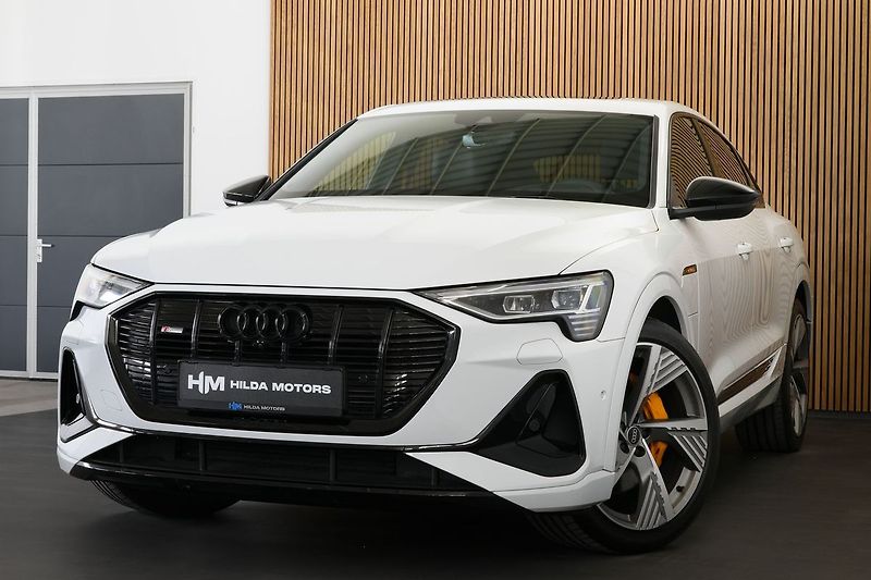 Audi e-tron 55 300kW Sportback Black Edice - fotka 4 z 47