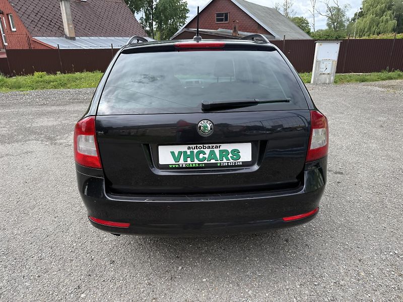 Škoda Octavia 1,6TDI 77kW XENONY - fotka 6 z 20