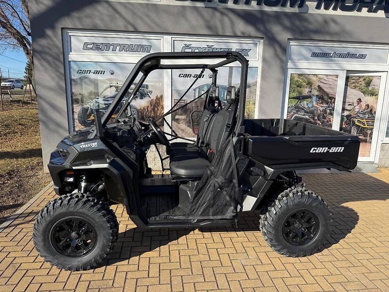Can-Am Traxter HD 10 PRO (2026) Traxter HD11 XU ABS model 2026 - fotka 1 z 6