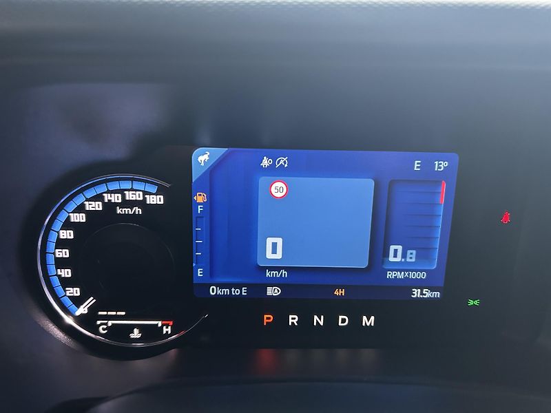 Ford Bronco 2.7 EcoBoost 246kW OUTER BANKS - fotka 21 z 33