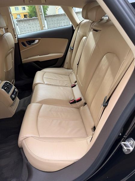 Audi A7 (2012) Audi A7 3.0 TDI quattro - fotka 7 z 19