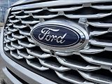 Ford Explorer 3,0 V6 PHEV Platinum AWD 7Míst - náhled 9