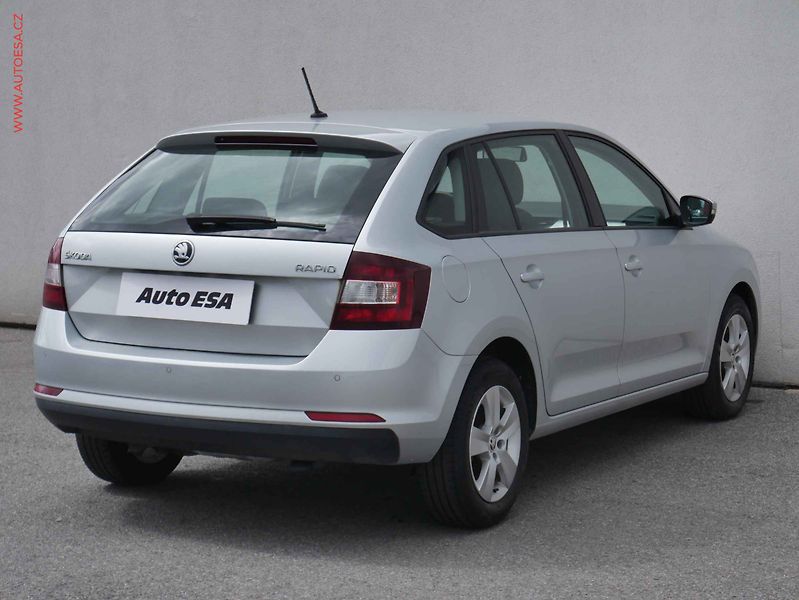 Škoda Rapid (2018) 1.0 TSI, 2.maj,ČR, AC - fotka 4 z 21
