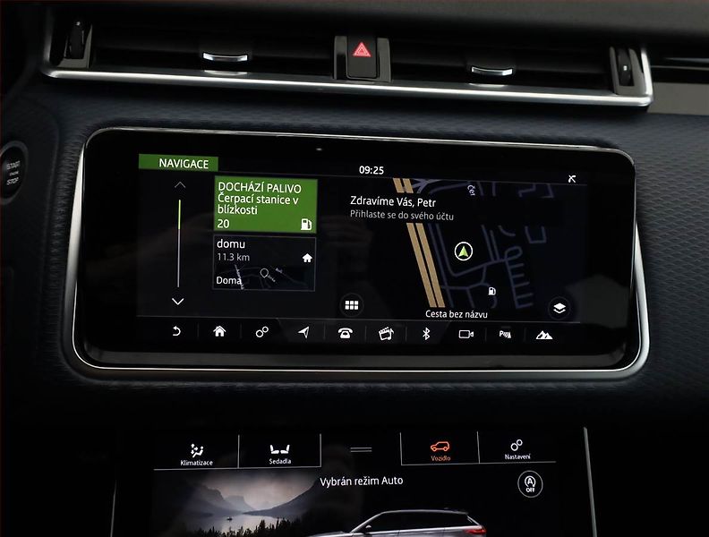 Land Rover Range Rover Velar (2018) D240 - fotka 13 z 16