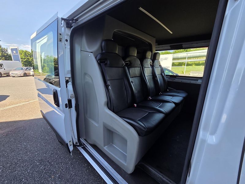 Peugeot Boxer (2021) 2.2 BHDi 140 L2H1 MAN6 - fotka 11 z 22