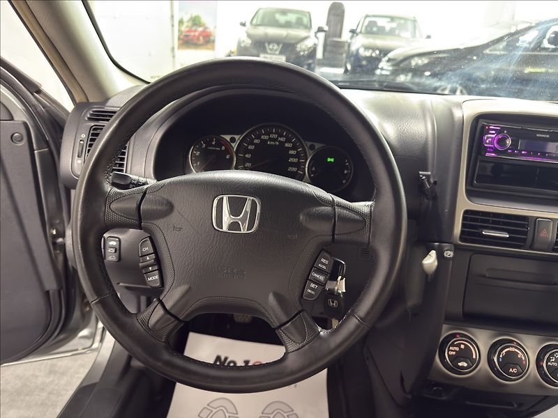 Honda CR-V 2,2   CTDI 4X4 EXCLUSIVE TZ - fotka 8 z 32