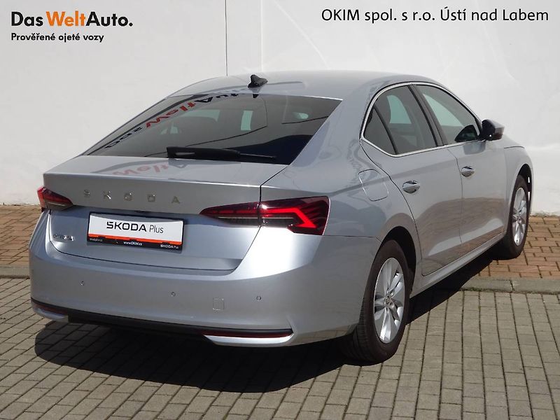 Škoda Octavia (2024) 1.5TSi/110kW DSG M-HEV SELECTI - fotka 2 z 29